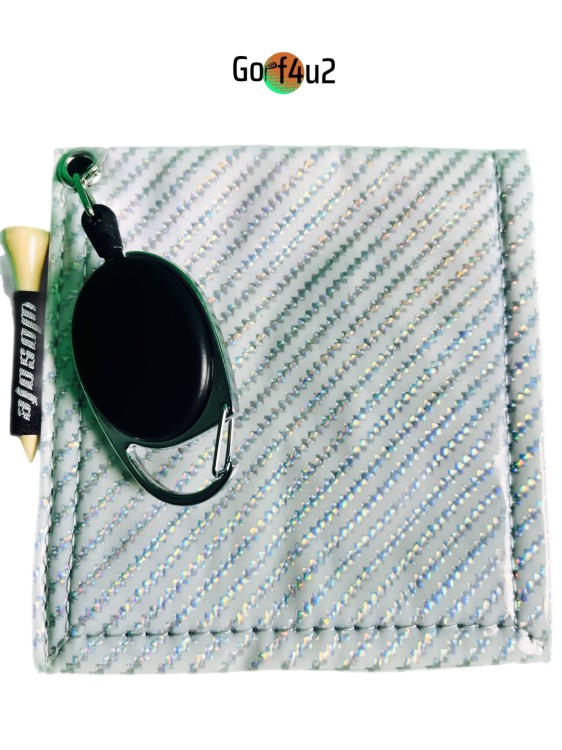 Ręcznik do piłeczki golfowej i kija do golfa biały front