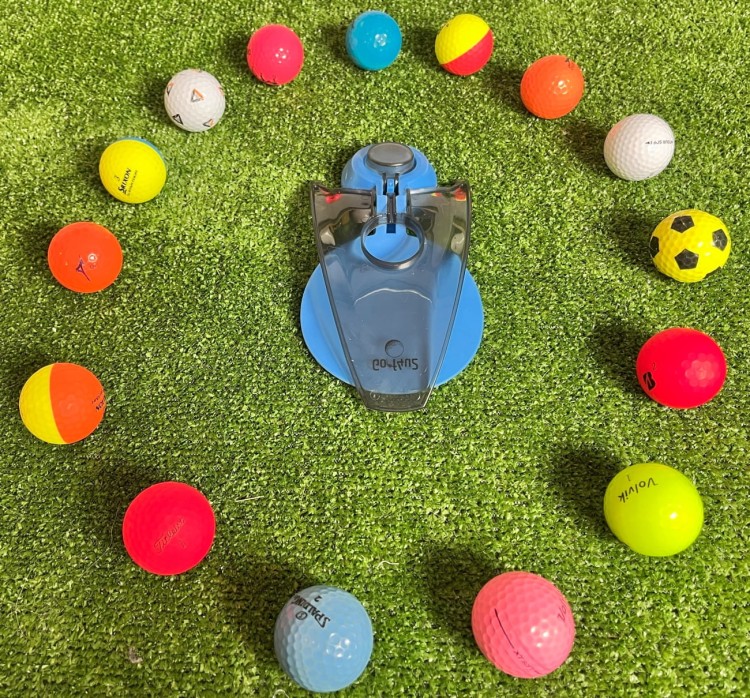 Golf4u2_putter_terning_uderzenie_blue_ball_flop_down