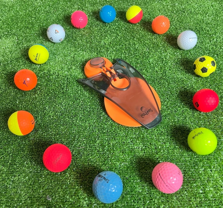 Golf4u2_putter_terning_uderzenie_orange_ball_front_left_flop